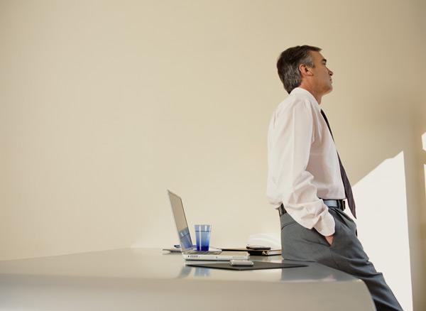 公司變更法人，但是原法人不配合怎么辦？